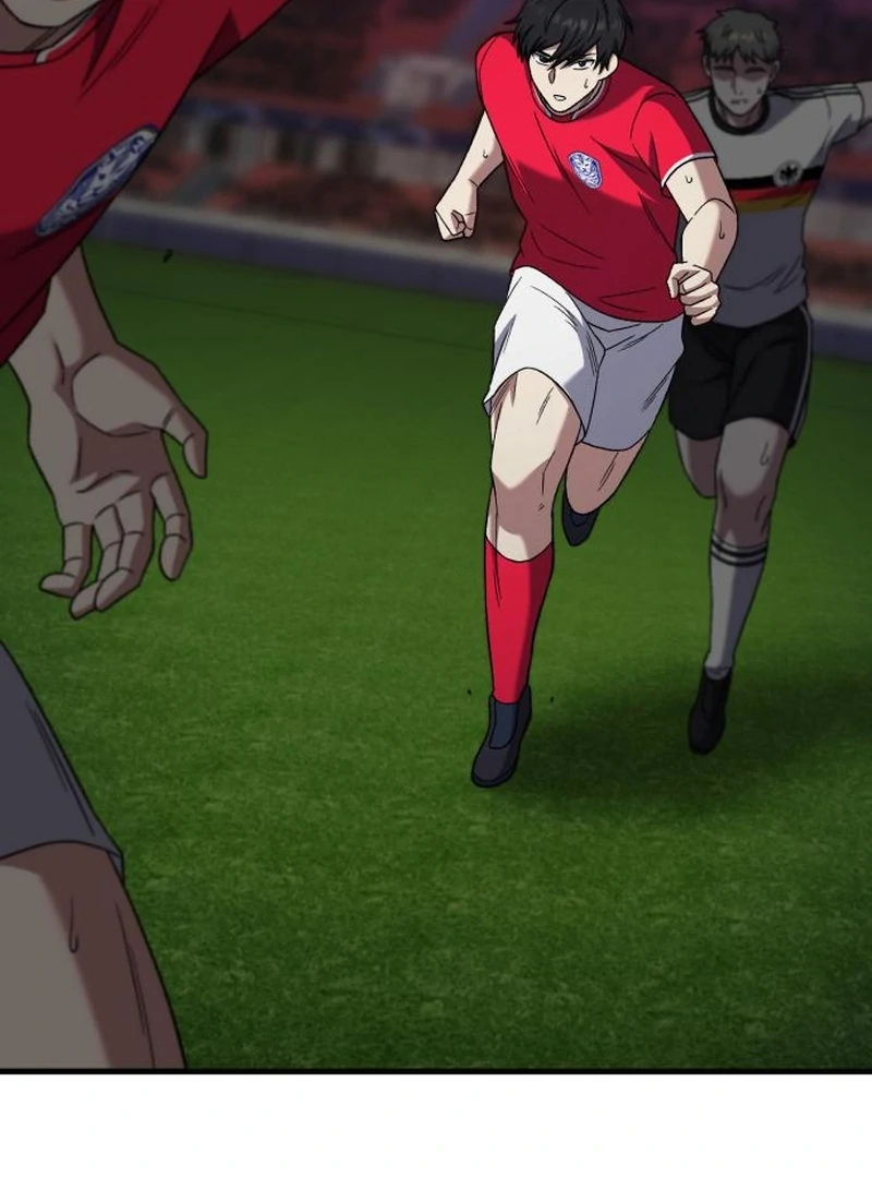 The genius midfielder’s passes are special chapter 29 page 46